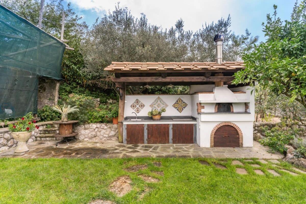 Villa Mimosa Rustic Elegance Views & Pool Масса-Лубренсе Экстерьер фото