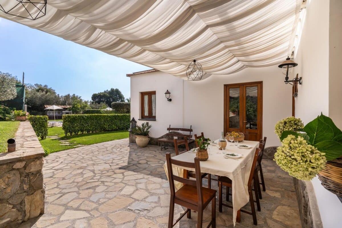 Villa Mimosa Rustic Elegance Views & Pool Масса-Лубренсе Экстерьер фото