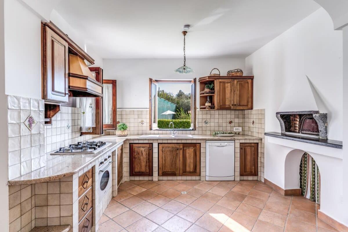 Villa Mimosa Rustic Elegance Views & Pool Масса-Лубренсе Экстерьер фото