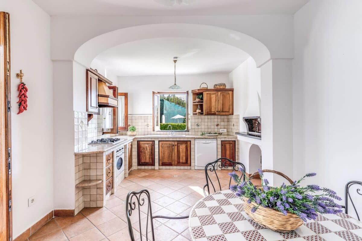 Villa Mimosa Rustic Elegance Views & Pool Масса-Лубренсе Экстерьер фото