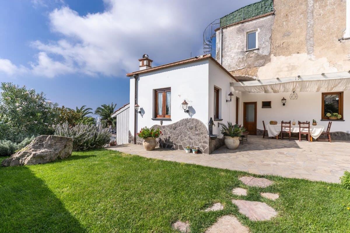 Villa Mimosa Rustic Elegance Views & Pool Масса-Лубренсе Экстерьер фото