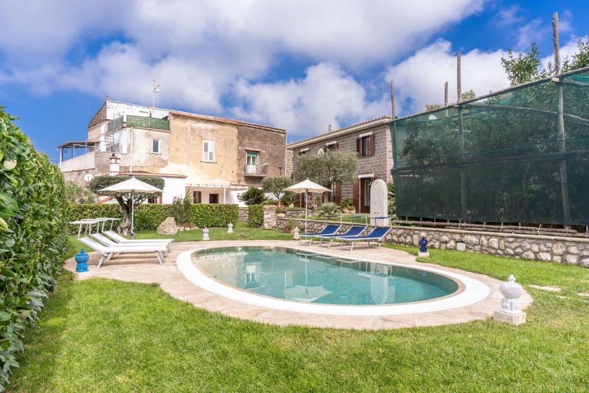 Villa Mimosa Rustic Elegance Views & Pool Масса-Лубренсе Экстерьер фото