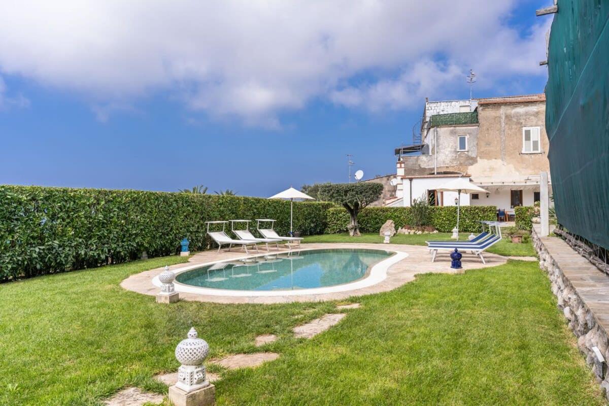 Villa Mimosa Rustic Elegance Views & Pool Масса-Лубренсе Экстерьер фото